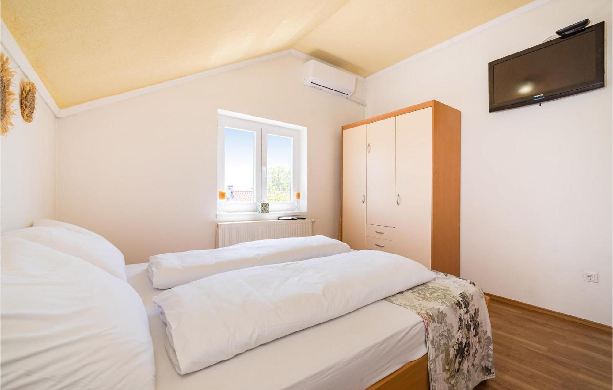 Pet Friendly Home In Murvica With Kitchen Eksteriør bilde